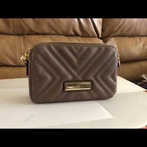 Andrew marc crossbody bag